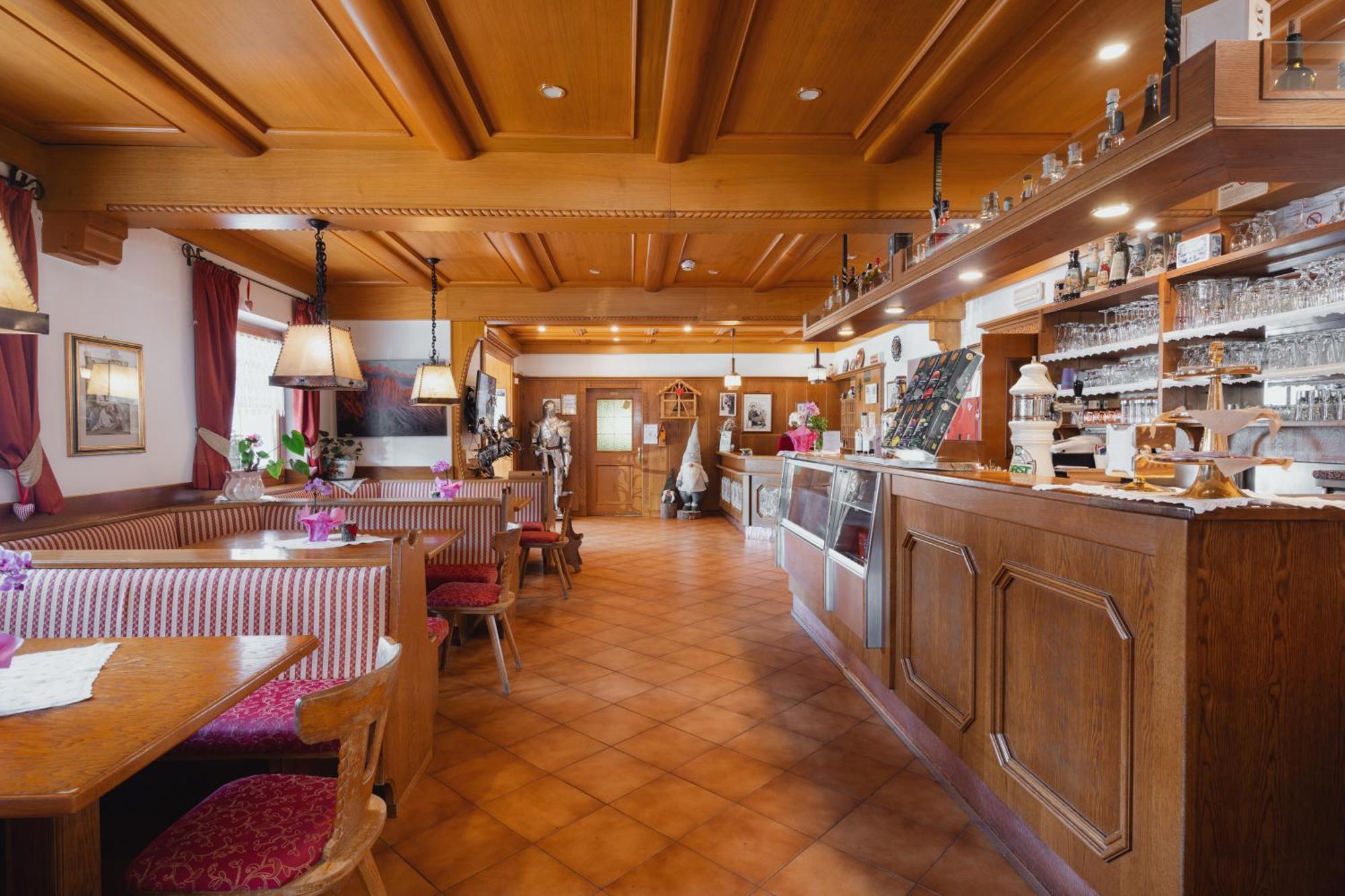 Berg Hotel Latemar Spitze Vigo di Fassa Luaran gambar