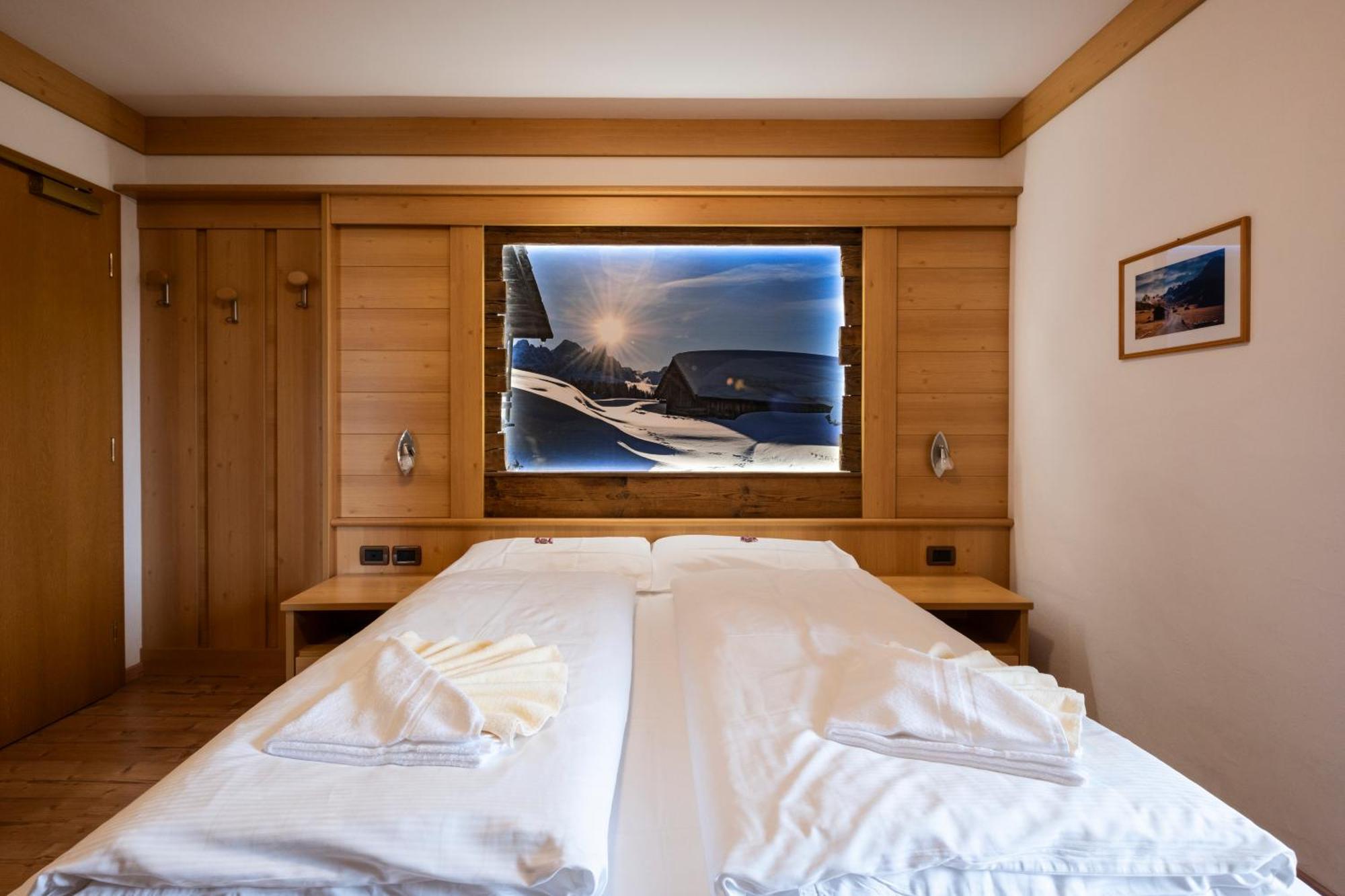 Berg Hotel Latemar Spitze Vigo di Fassa Luaran gambar