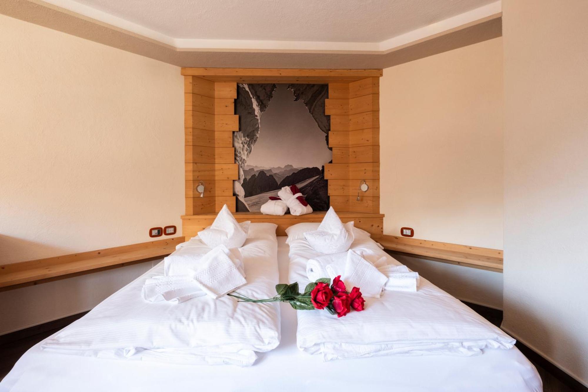 Berg Hotel Latemar Spitze Vigo di Fassa Luaran gambar
