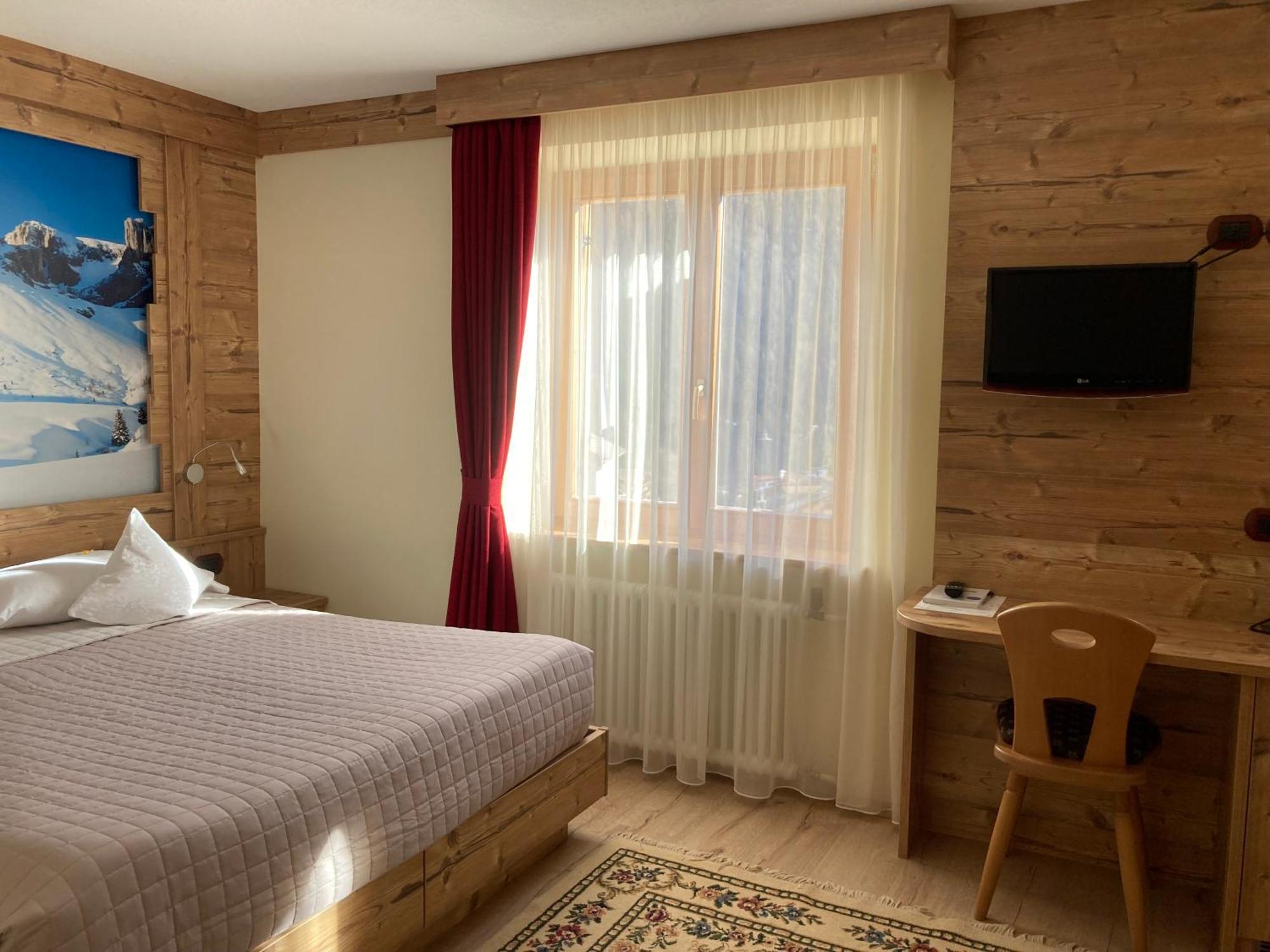 Berg Hotel Latemar Spitze Vigo di Fassa Luaran gambar